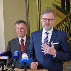 "Nejsem prognostik, abych odhadl, jak profesor Balaš tady dlouho jako ministr vydrží"
