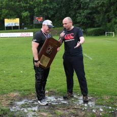 Trenér Jan Oswald pro místní rozhlas přiznal, že měl obavy, aby v hustém dešti říčanští ragbisté nevyrovnali a nedovedli utkání do prodloužení